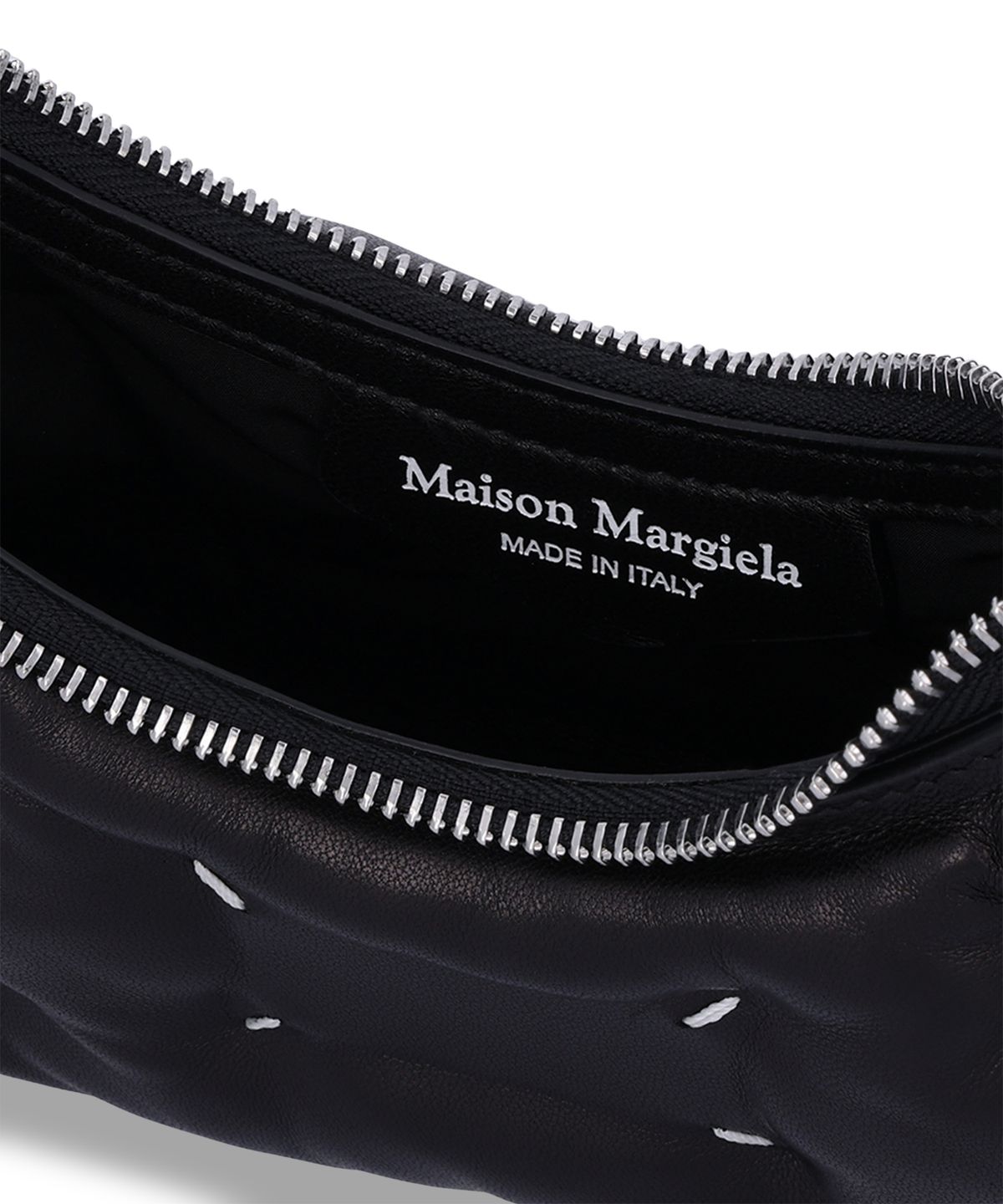 메종 마르지엘라(MAISON MARGIELA) 글램슬램 마이크로 호보 숄더백 - 블랙 / SB1WG0021P8840T8013