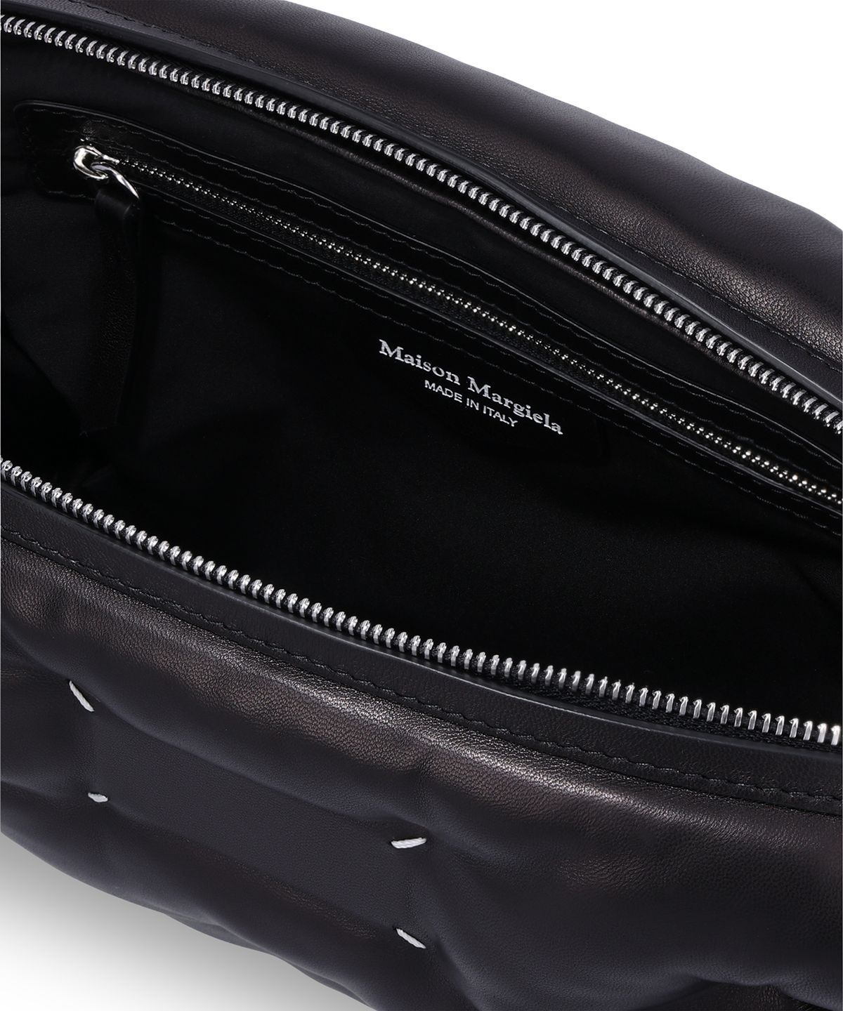 메종 마르지엘라(MAISON MARGIELA) 글램슬램 카메라 크로스백 - 블랙 / SB1WB0006P8840T8013