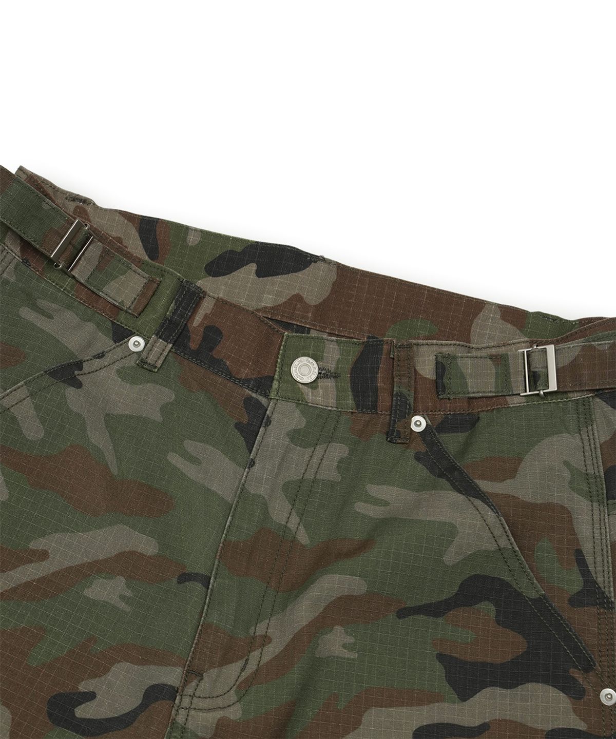그레일즈(GRAILZ) [GRAILZ X KOIN SEOUL] CARPENTER BERMUDA PANTS [CAMO]