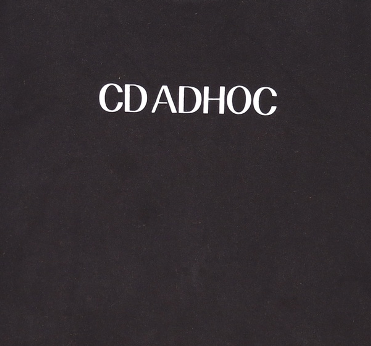애드호크(AD HOC) CD ADHOC 스퀘어라인 LOGO 스웨트셔츠 100