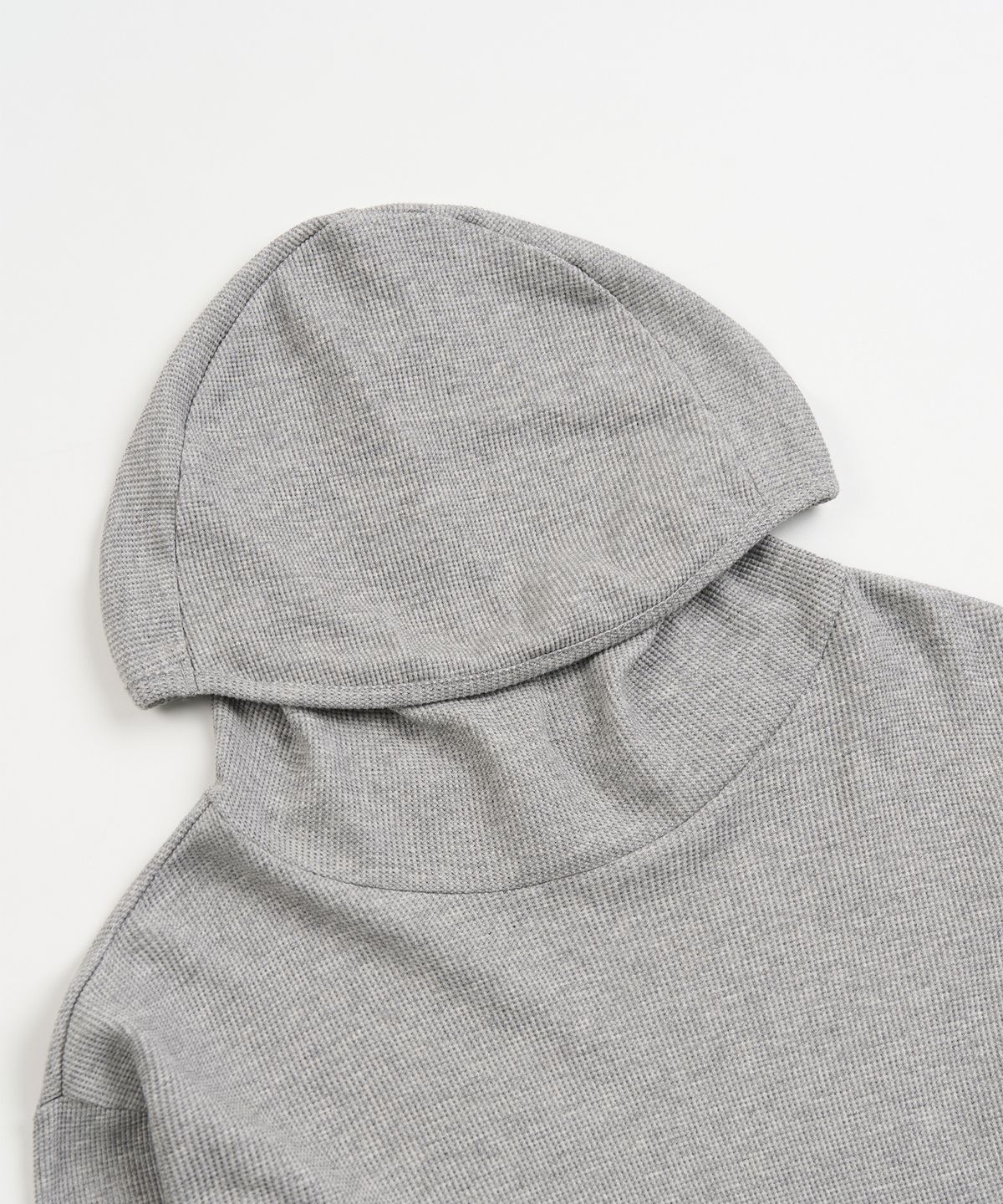 토피(TOFFEE) 와플 하이넥 후드 롱 슬리브 (GREY)