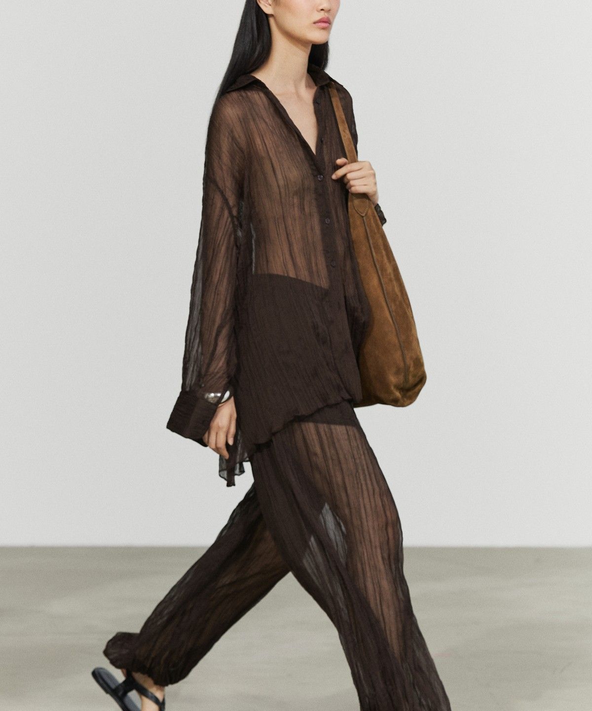 마시모두띠(MASSIMO DUTTI) 토탈 룩 플리츠 팬츠