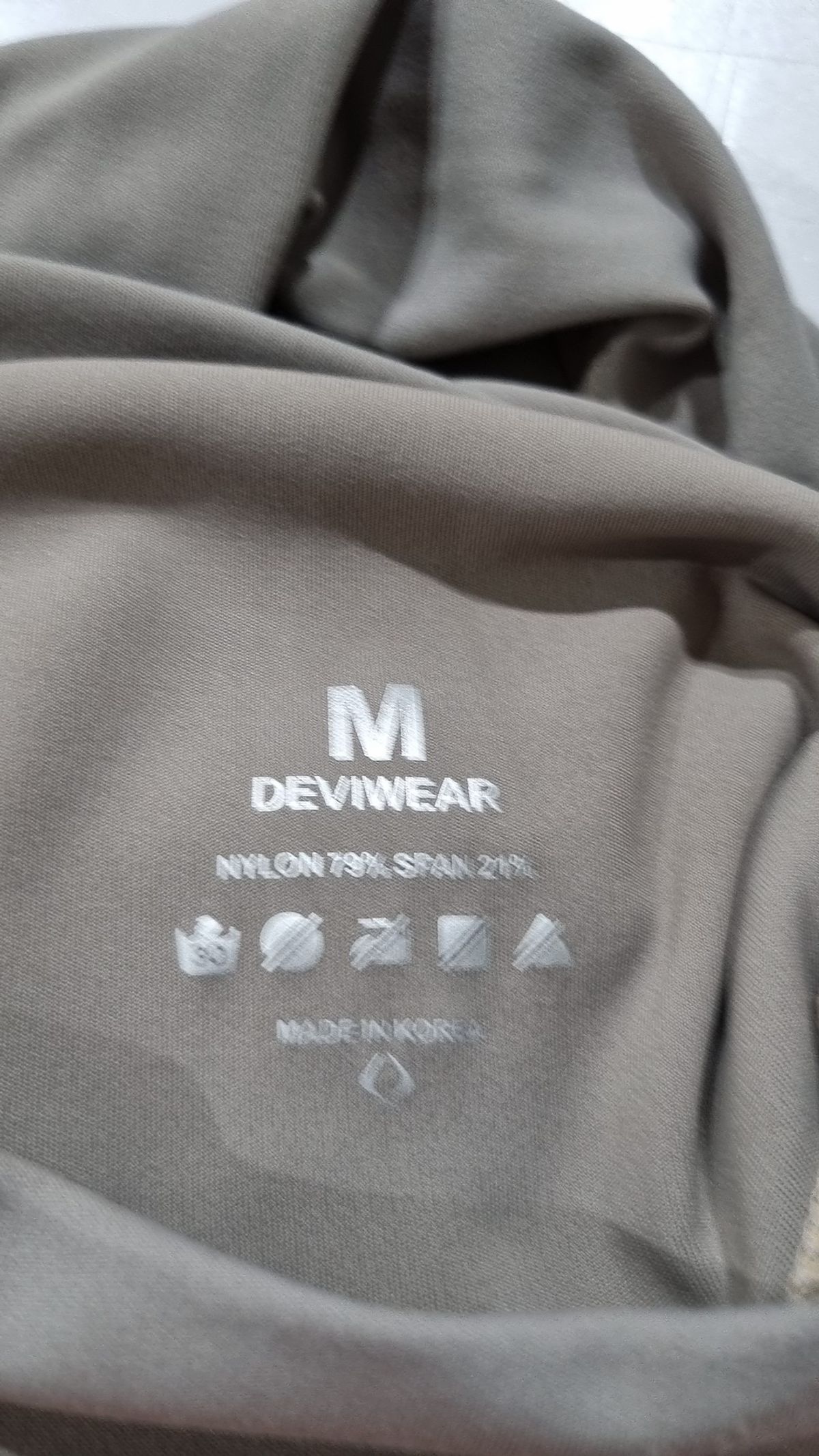 데비웨어(DEVIWEAR) 레깅스 M