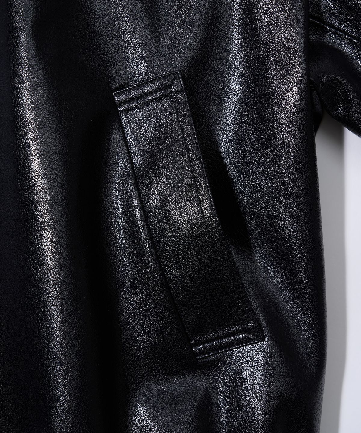유희(YOUHEE) CRACK LEATHER BLOUSON_BLACK