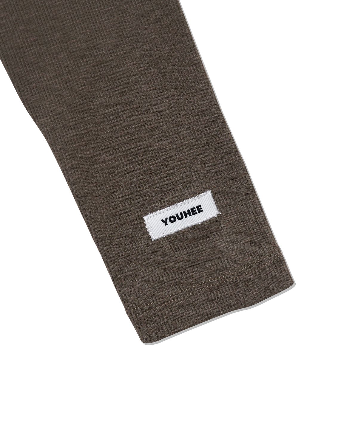 유희(YOUHEE) ESSENTIAL STUD V-NECK LONG SLEEVE_KHAKI
