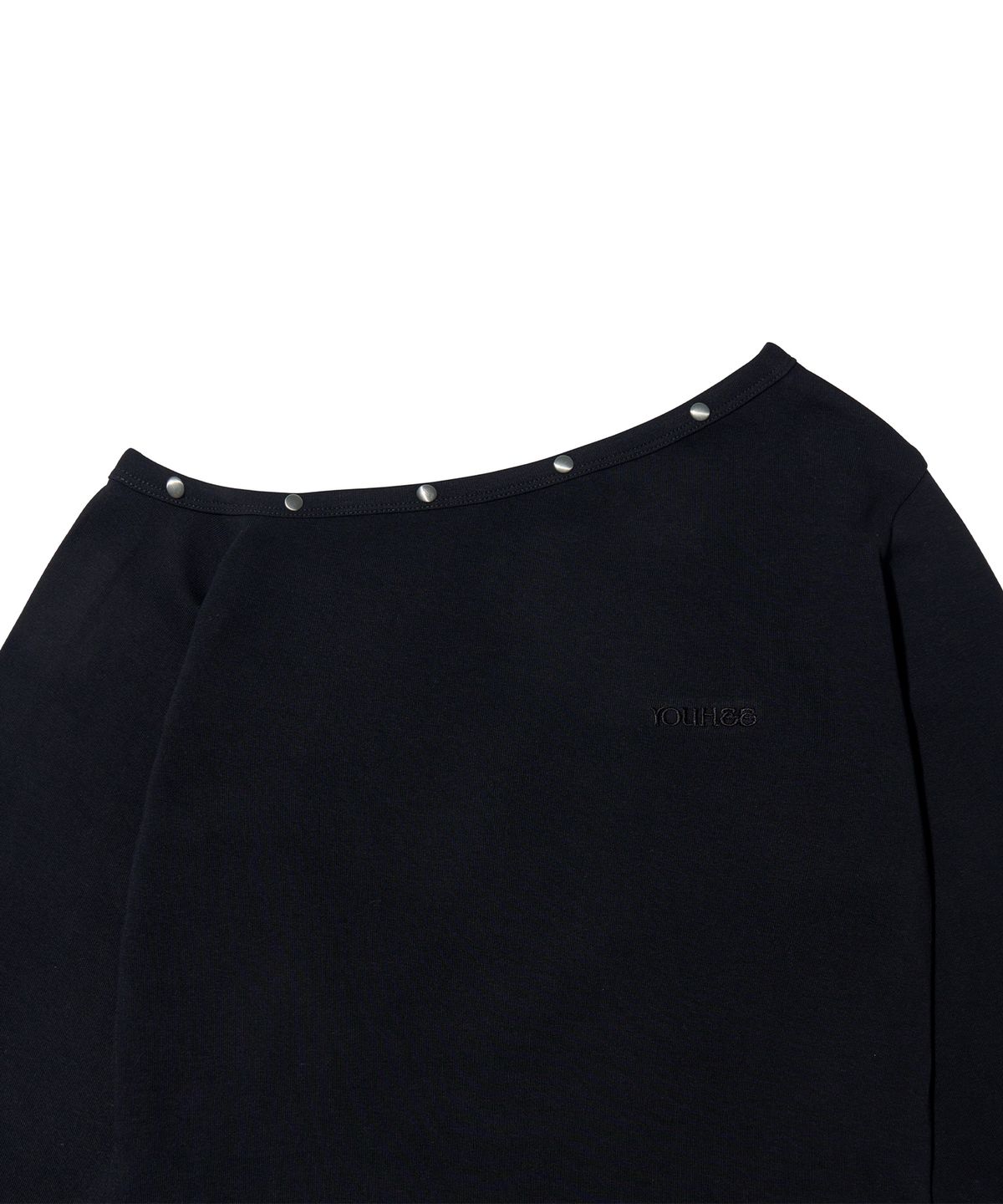 유희(YOUHEE) OFF-SHOULDER STUD LONG SLEEVE_BLACK