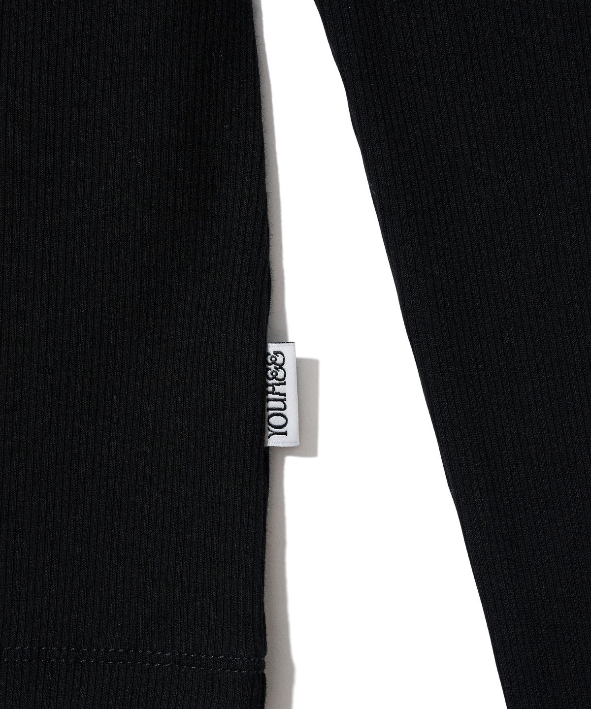유희(YOUHEE) [유희X릴리바이레드] HEART ONE-SHOULDER LONG SLEEVE_BLACK