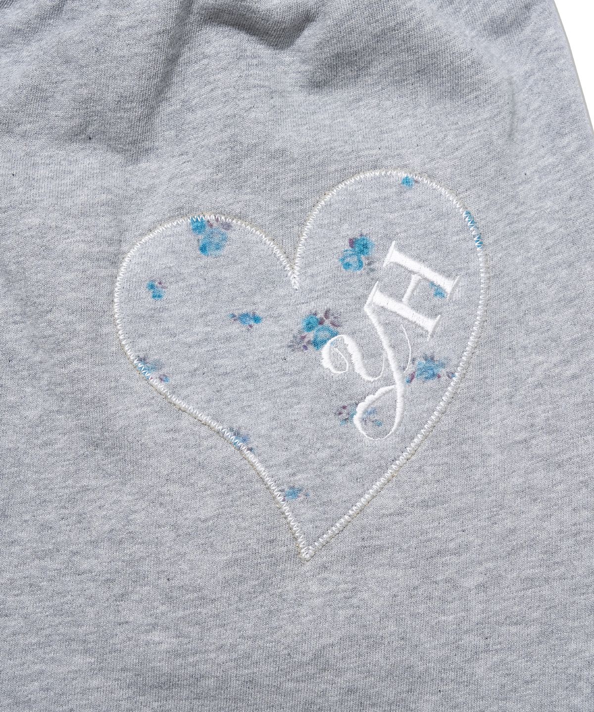 유희(YOUHEE) [주영X유희] YOUHEE HEART APPLIQUE LAYERED PANTS_MELANGE GREY