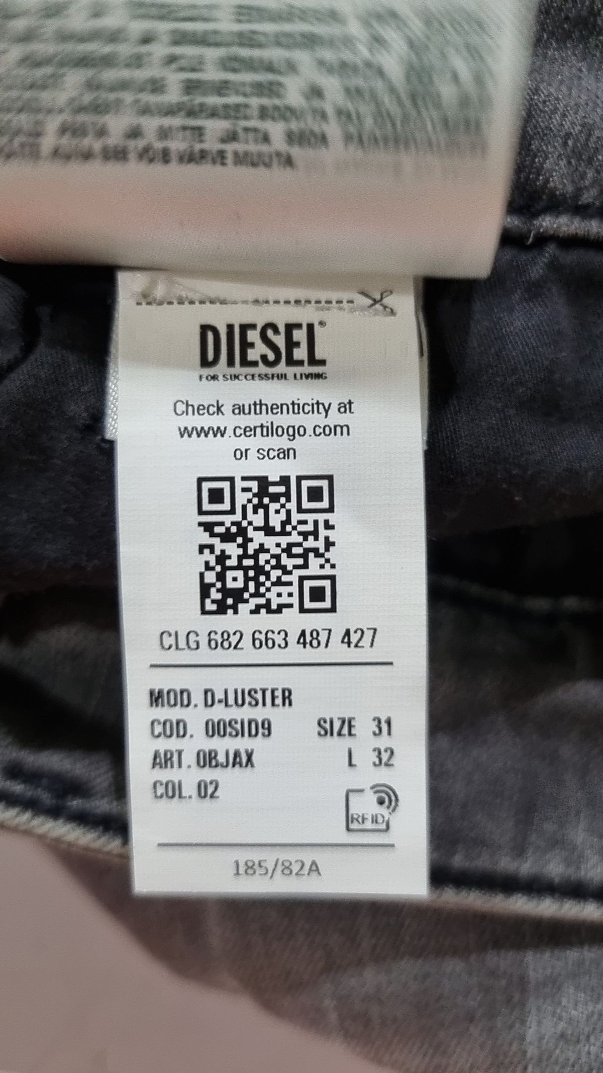 디젤(DIESEL) 남성 D 러스터 슬림핏 데님 팬츠 - 다크 그레이 / 00SID90BJAX02 31