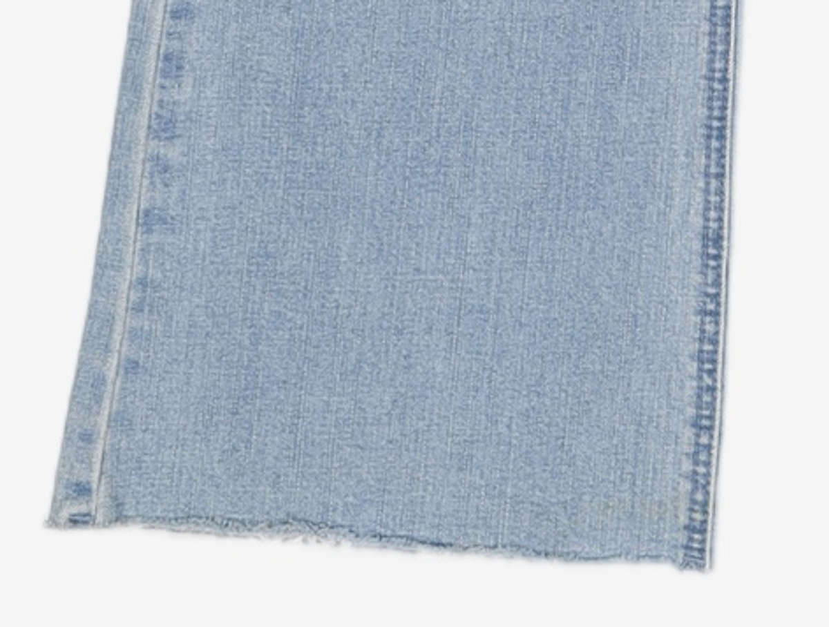 미쏘(MIXXO) 와이드 부츠컷 데님 MIWTJC604J