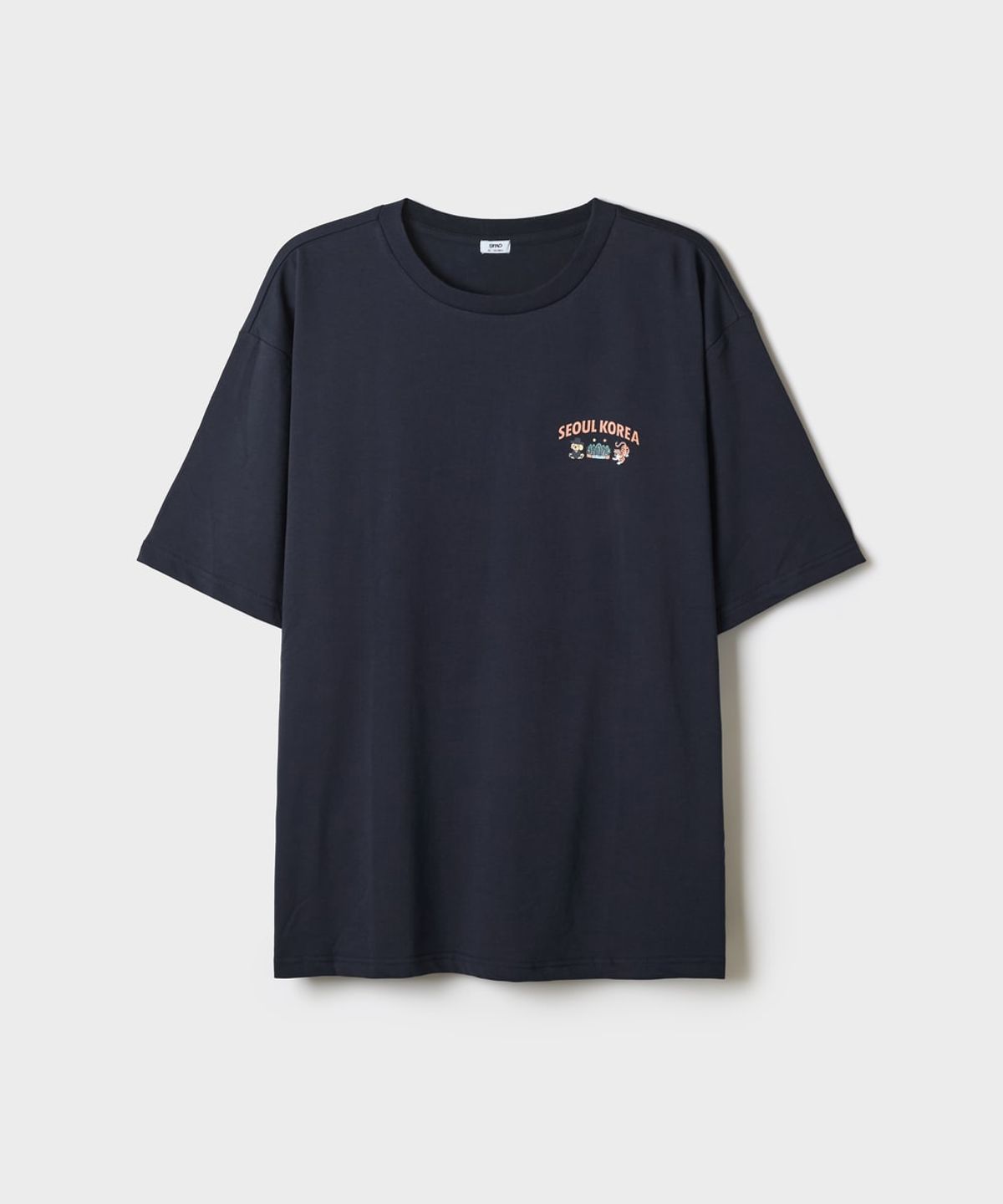 스파오(SPAO) (우디) 프렌즈x서울 반팔티_SPRPGA9C81