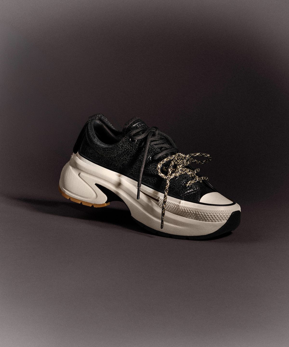 컨버스(CONVERSE) 런스타 크러쉬 크링클 레더 블랙 A24315C