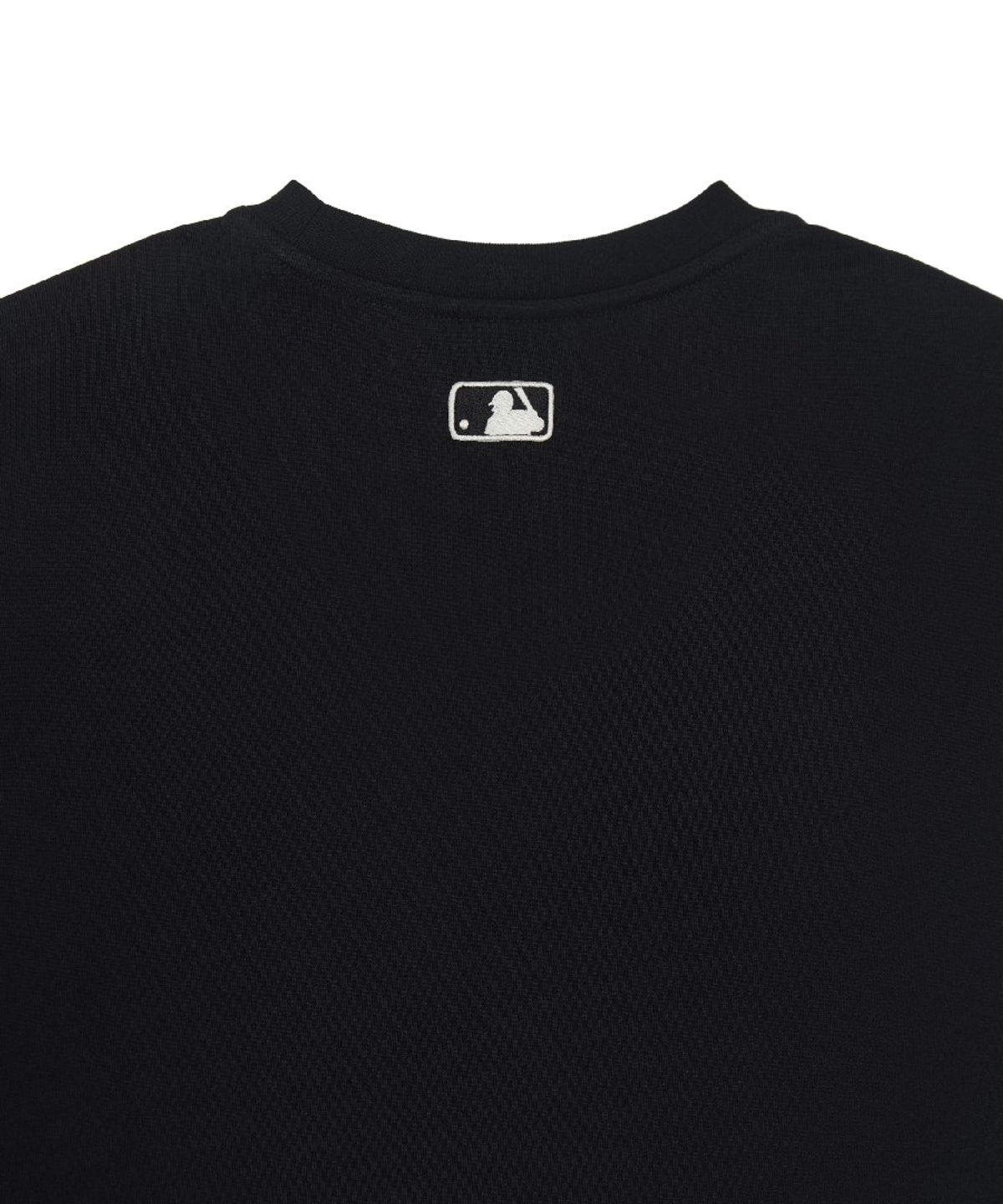 엠엘비(MLB) 베이직 스몰로고 세미오버핏 긴팔 티셔츠 LA (Black)