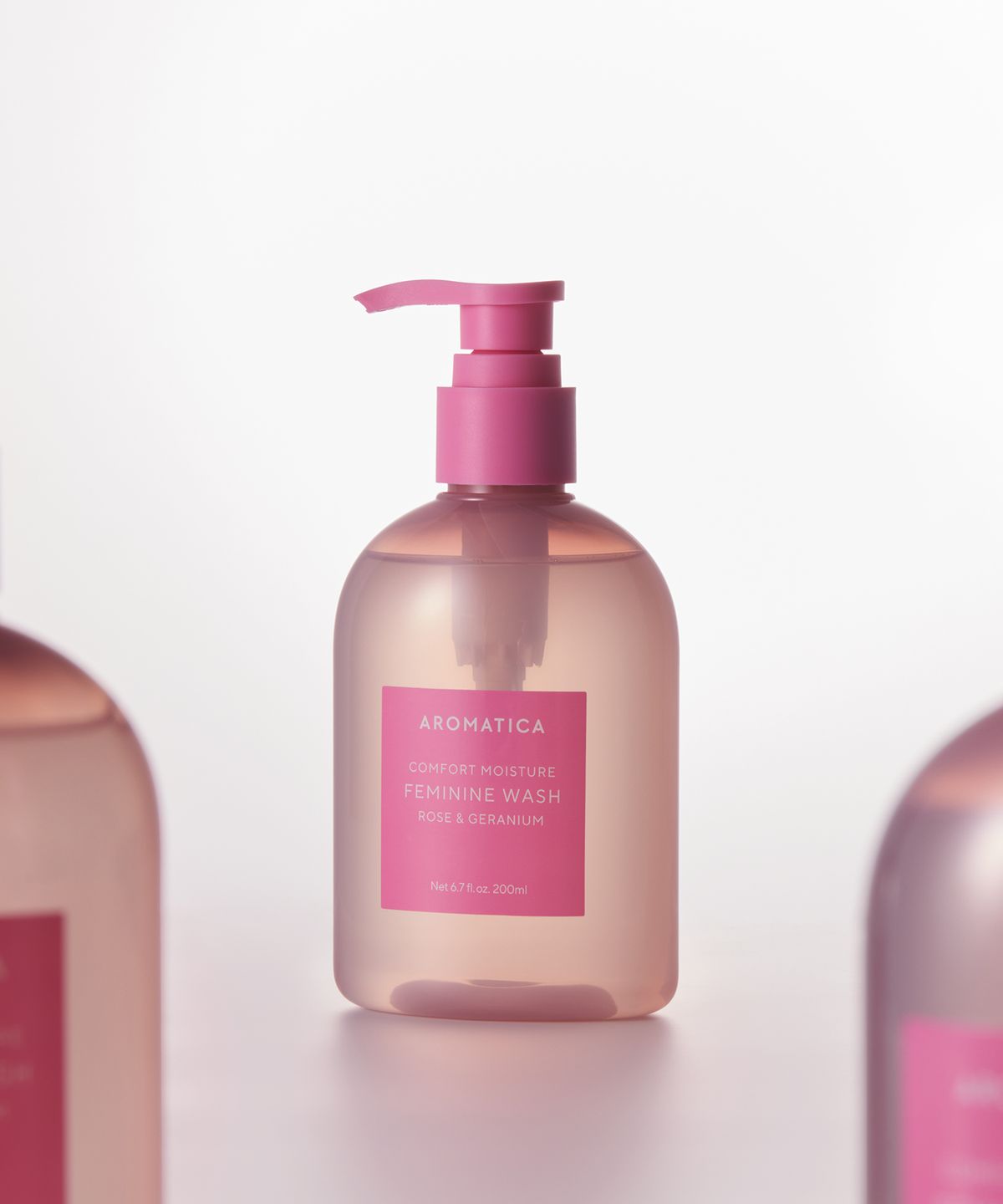 아로마티카(AROMATICA) 컴포트 모이스처 여성청결제 로즈&제라늄 200ML