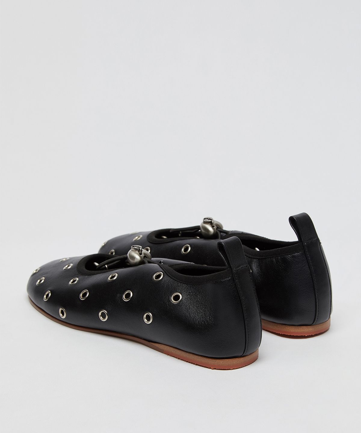 아카이브앱크(ARCHIVEPKE) Luv string eyelet flats(Deep sleep)_OK1DX26203BLK