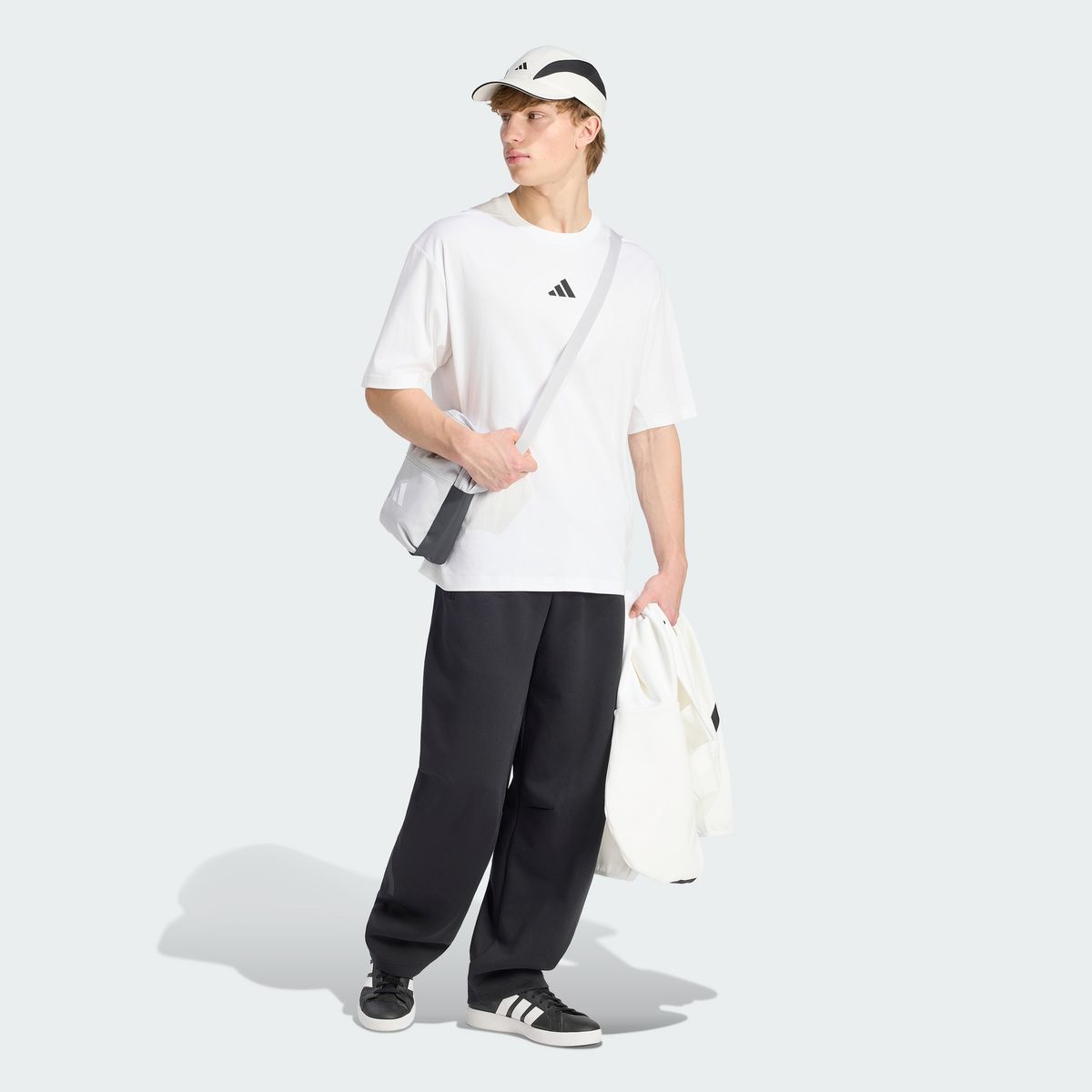 아디다스(ADIDAS) 아디다스 Z.N.E. 루즈 핏 티셔츠 KF3823