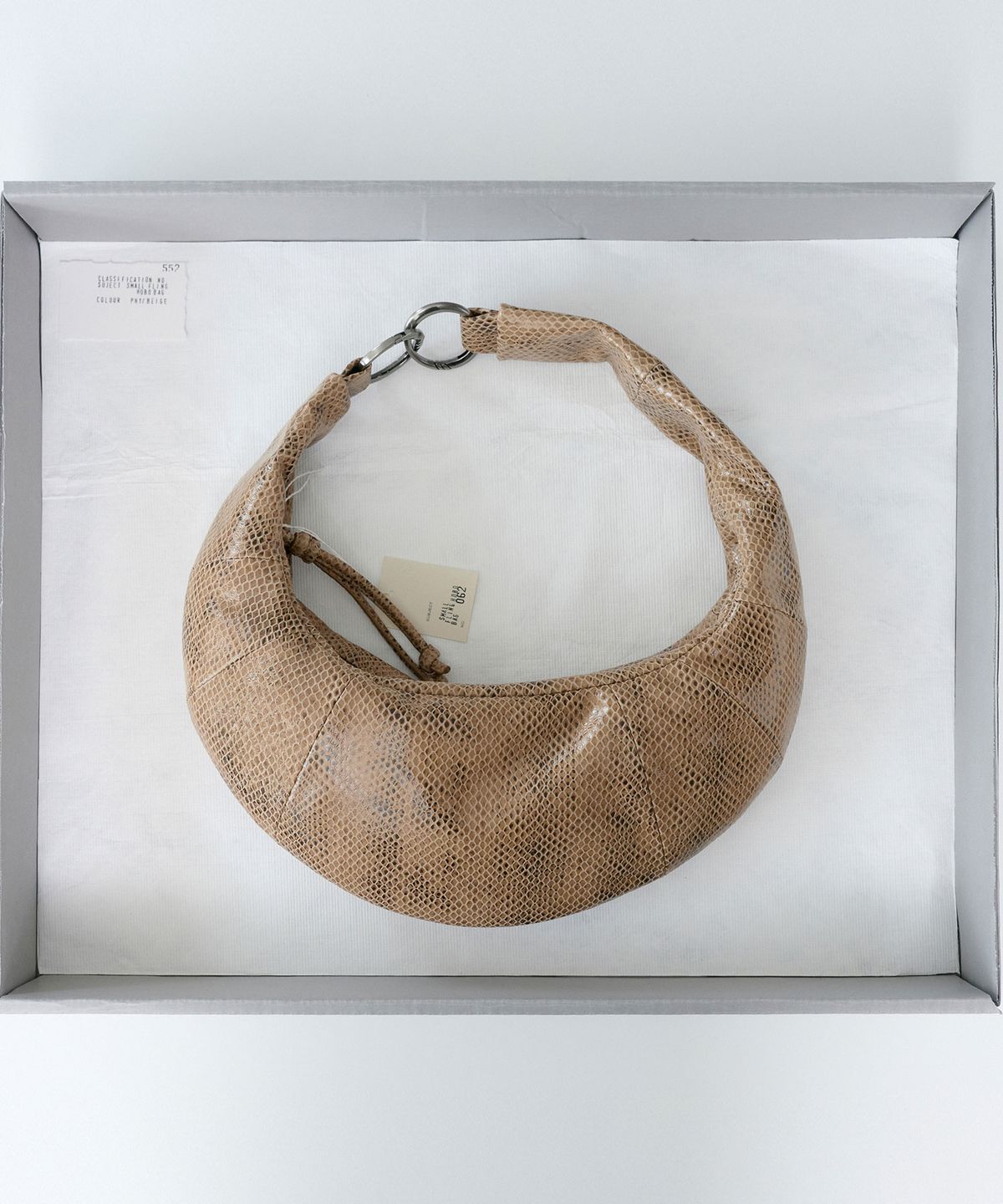 아카이브앱크(ARCHIVEPKE) Small fling hobo bag(Python beige)_OVBAX26255PYB