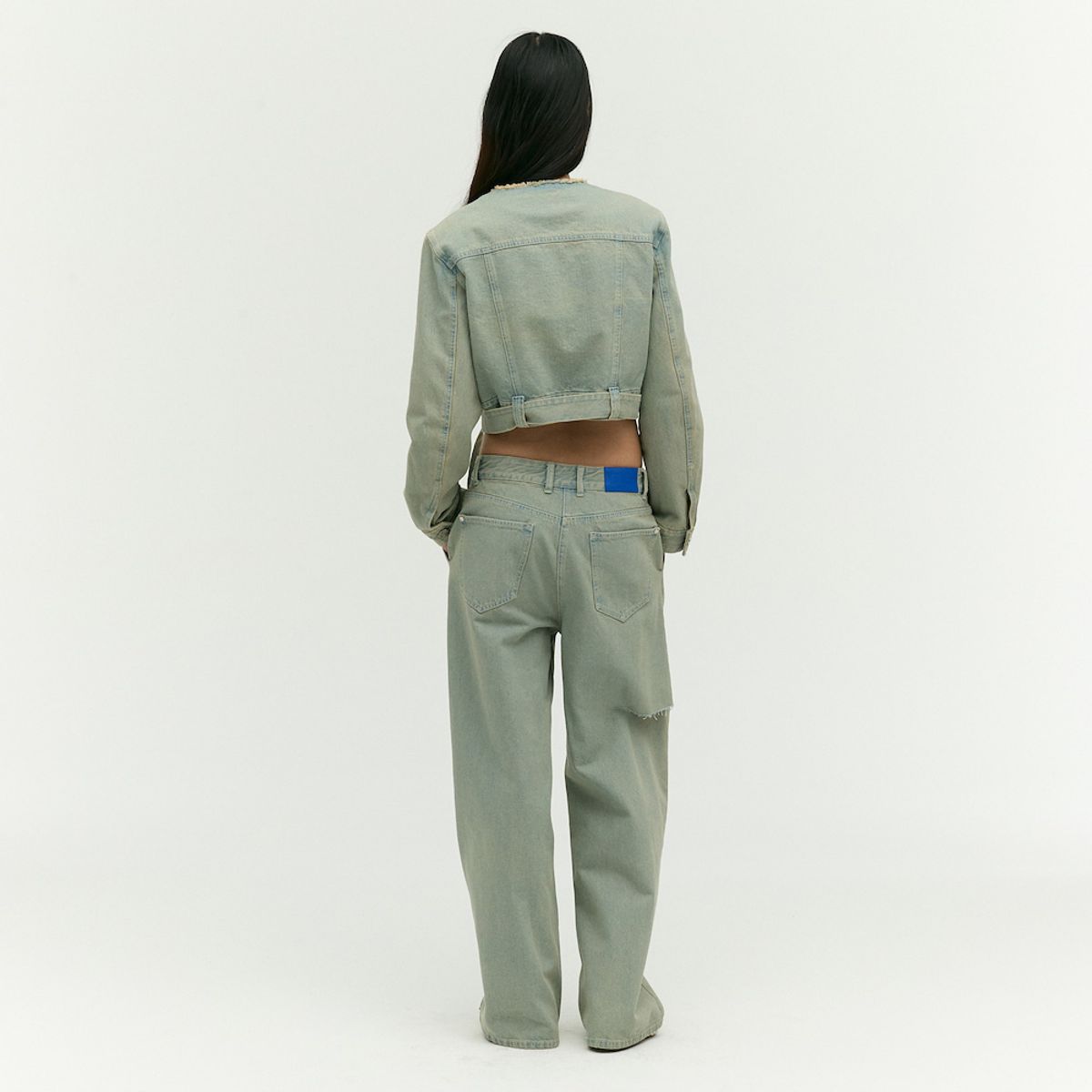 이비엠(EBM) 블루 워싱 데님 팬츠 EMP2DPT040