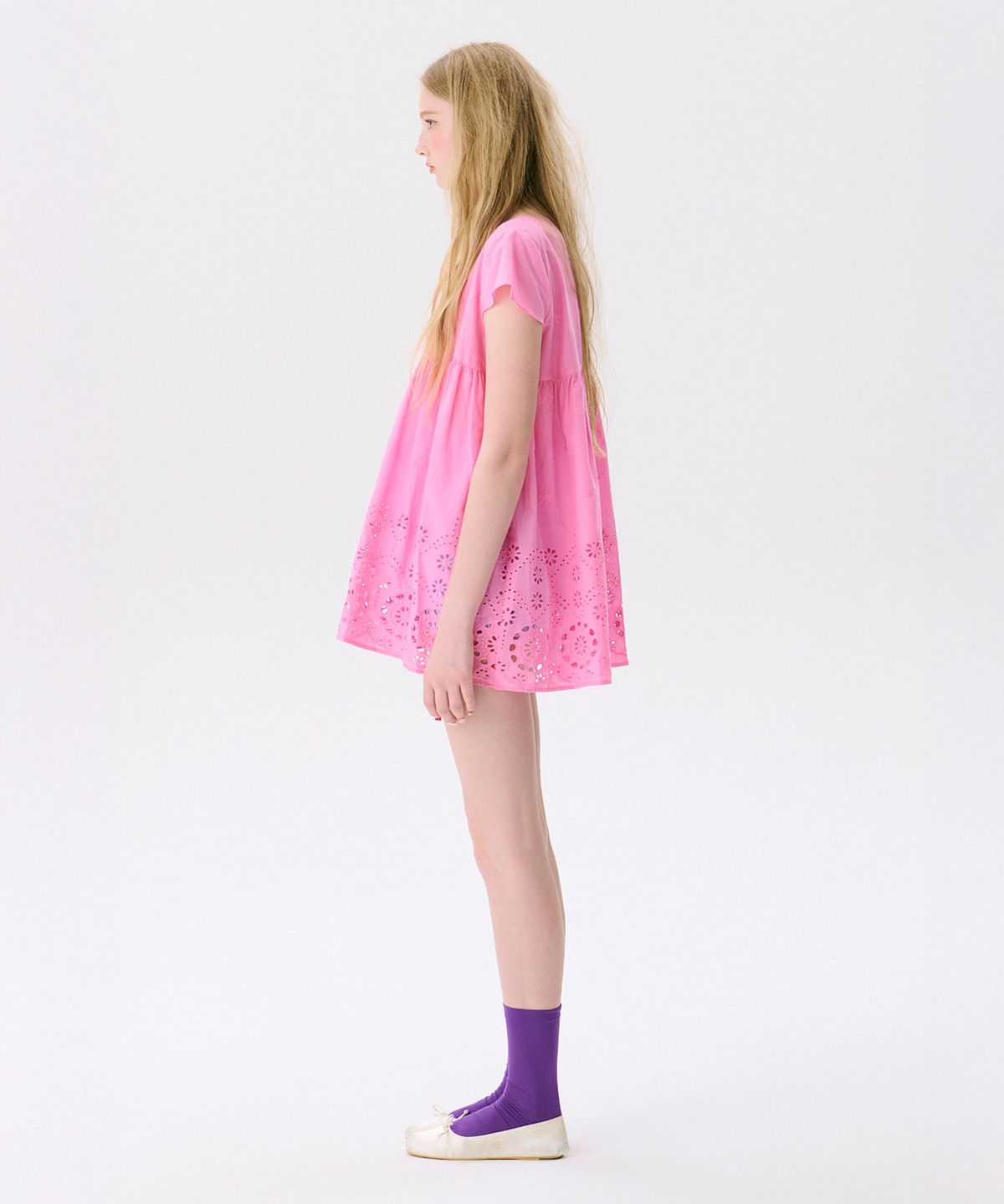 준준스페이스(JUNEJUNE SPACE) Eyelet Punching Top_Pink(아일렛 펀칭 탑_핑크)