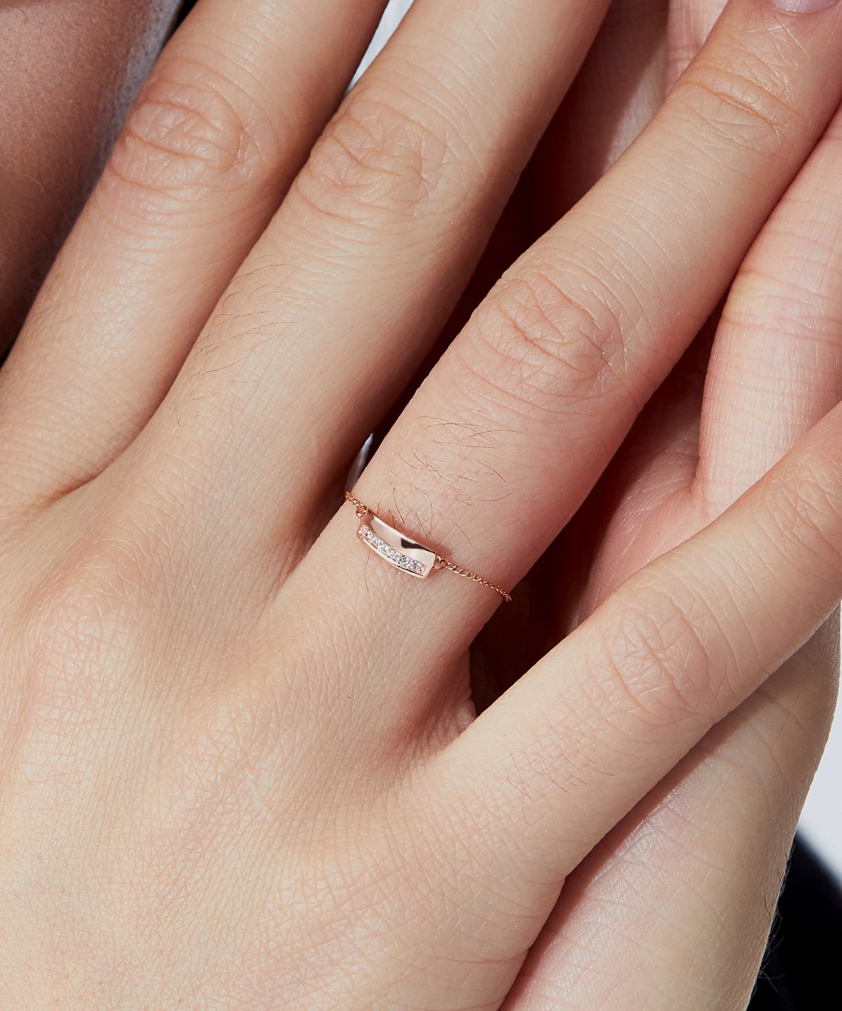 엘렌쥬얼리(HELENE JEWELRY) 14k 모니카 커브 스틱 체인 금 반지