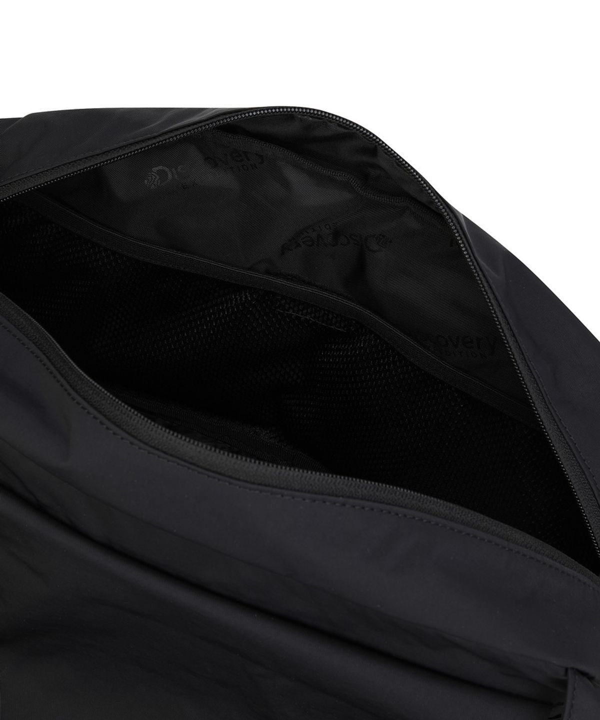 디스커버리 익스페디션(DISCOVERY EXPEDITION) 리너 투포켓 바이커백 (BLACK)