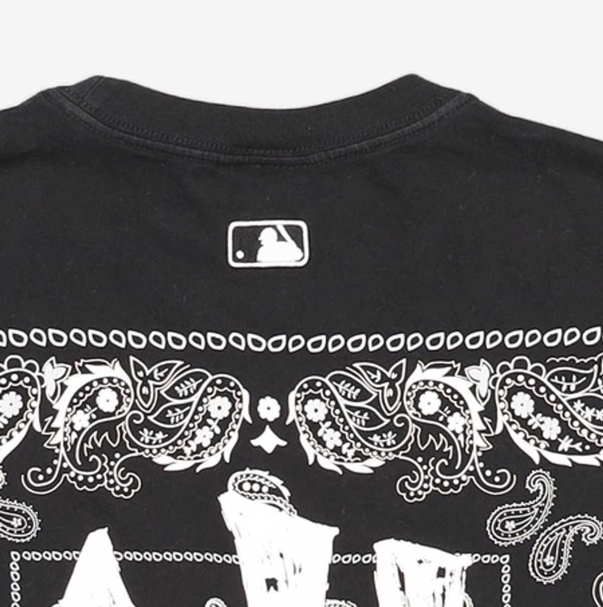 엠엘비(MLB) 페이즐리 백로고 반팔 티셔츠 NY (Black) M