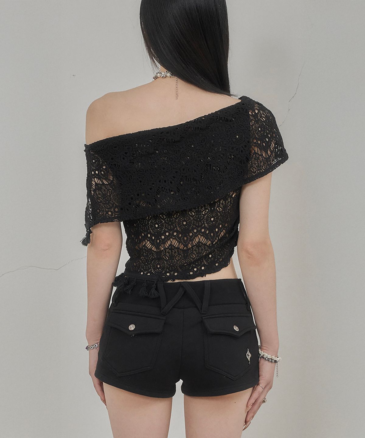 쇠아(SØAR) Tassel Summer Knit Top (BLACK)