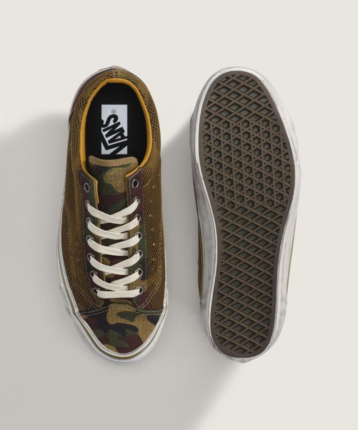 반스(VANS) LX 올드스쿨 36 - 컴뱃 우드랜드 카모 / VN000D9RWVD1