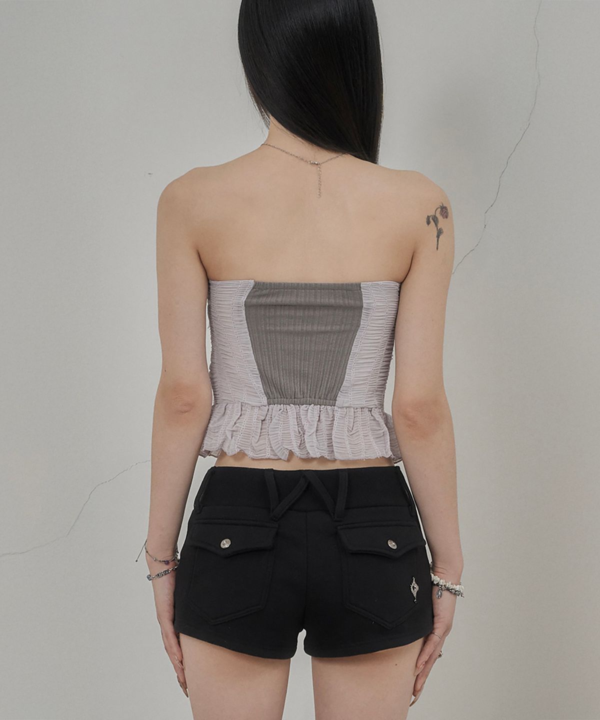 쇠아(SØAR) Shirring lace Tube Top (PURPLE GRAY)