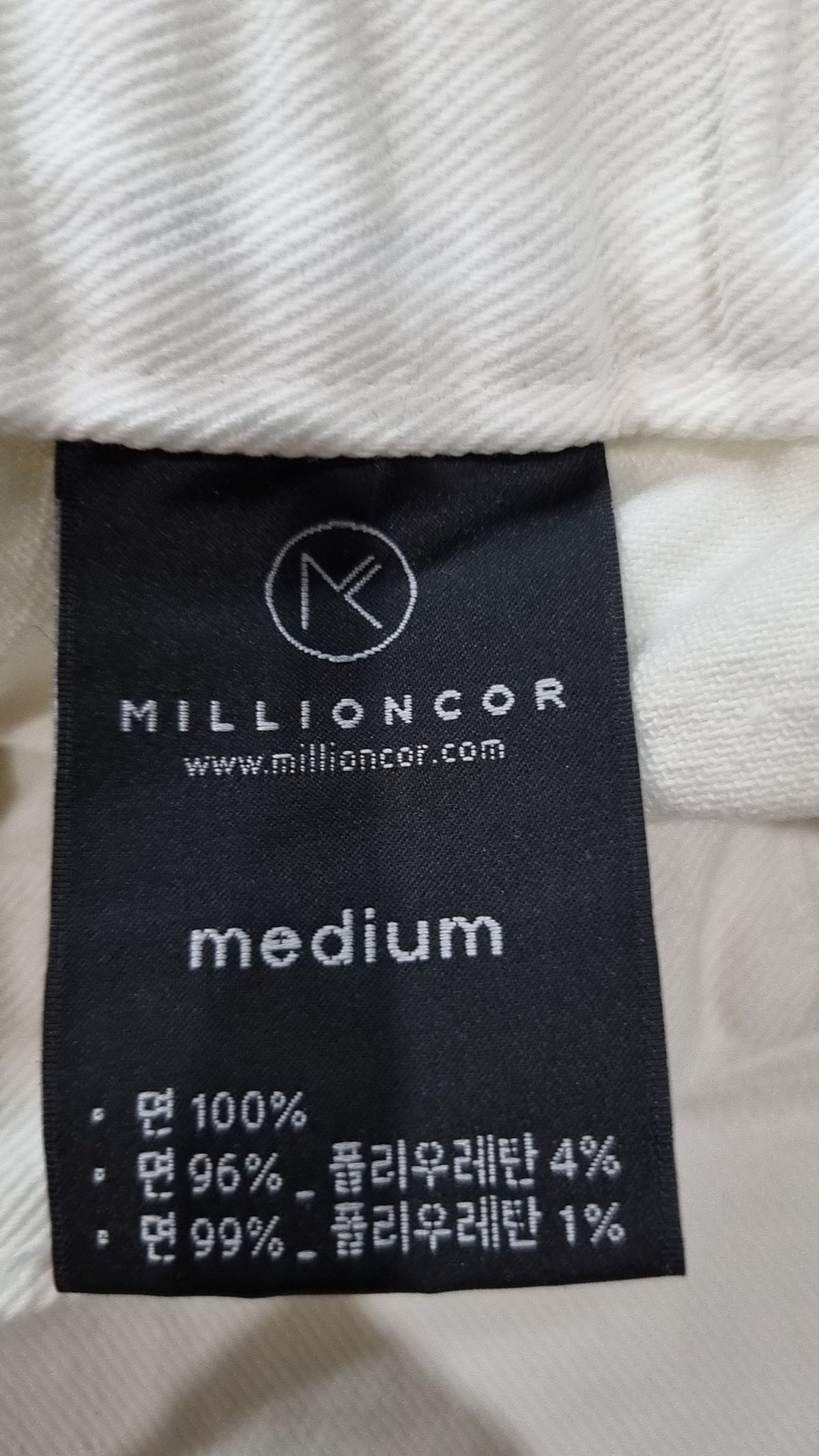 밀리언코르(MILLIONCOR) 숏팬츠 M