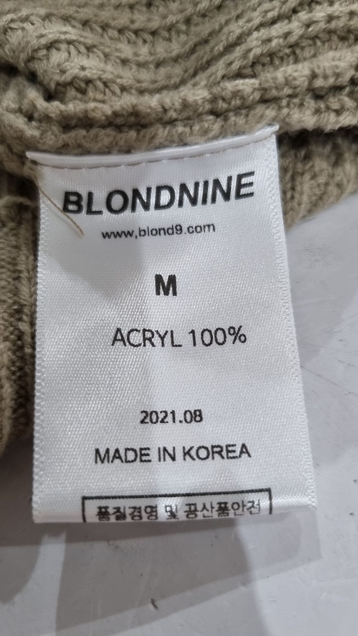 블론드나인(BLOND9) 니트/스웨터 M