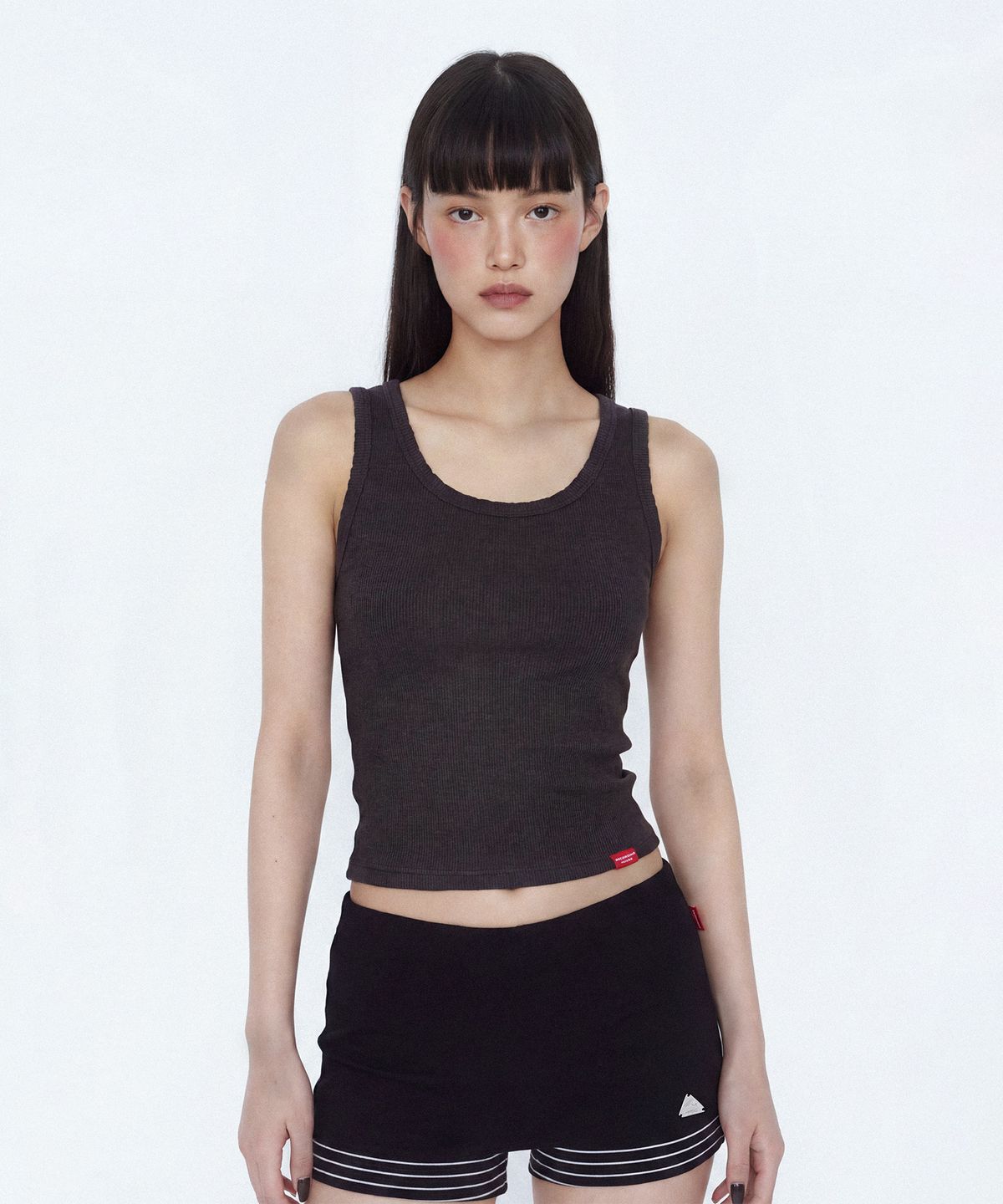 레코딩하우스(RECORDINGHOUSE) REC CUT-OFF SLEEVELESS [CHARCOAL]