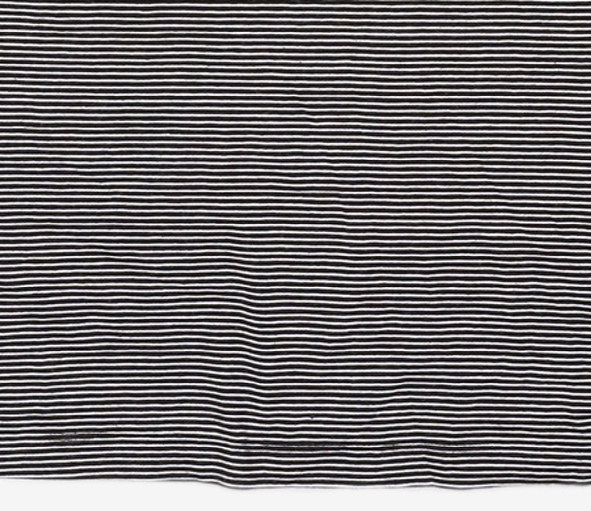 디애퍼처(THE APERTURE) Stripe Boxy TShirt  Black (TA5742A035) FREE