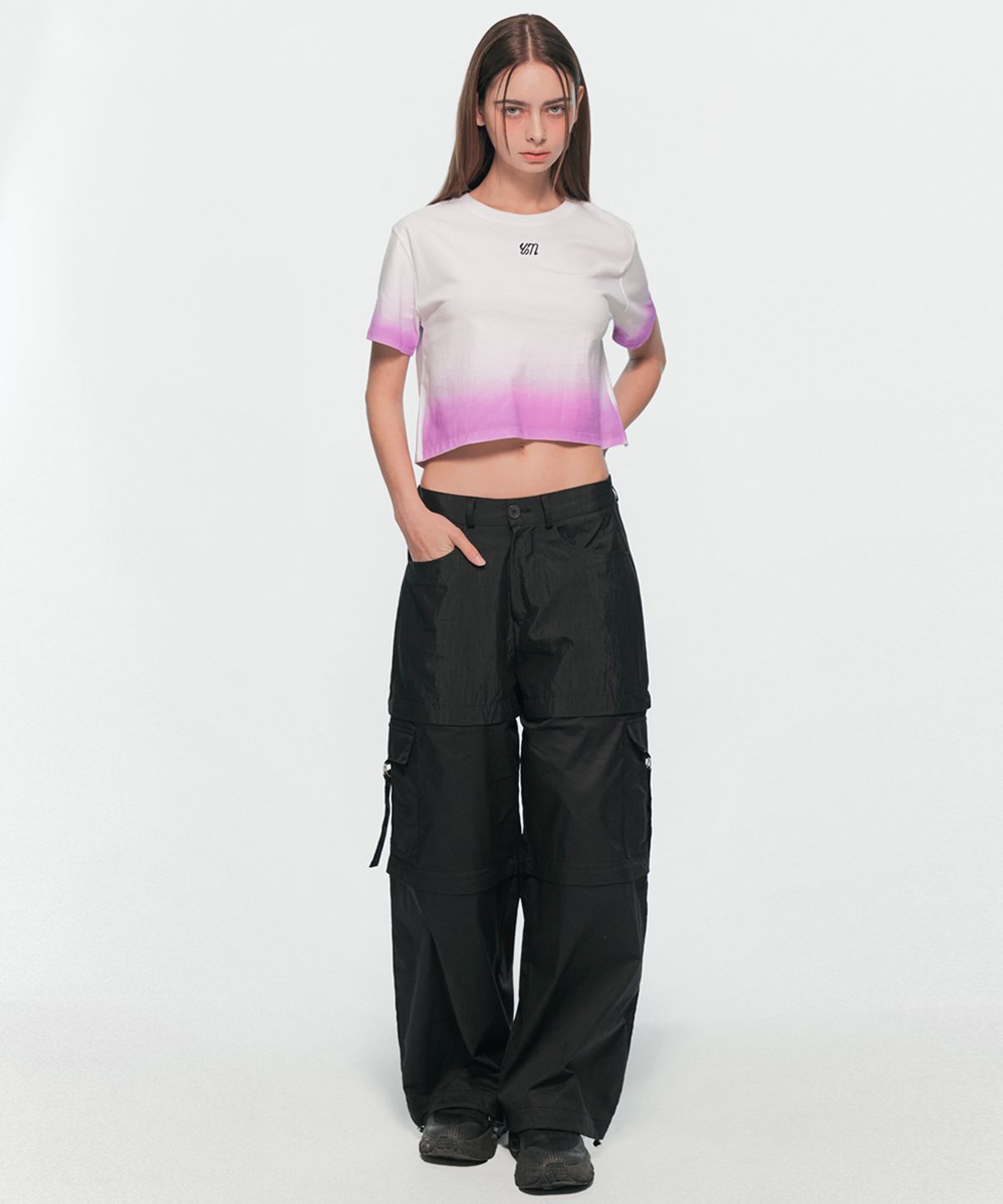 유움(UUM) WAVE GRADATION CROP T-SHIRT WHITE