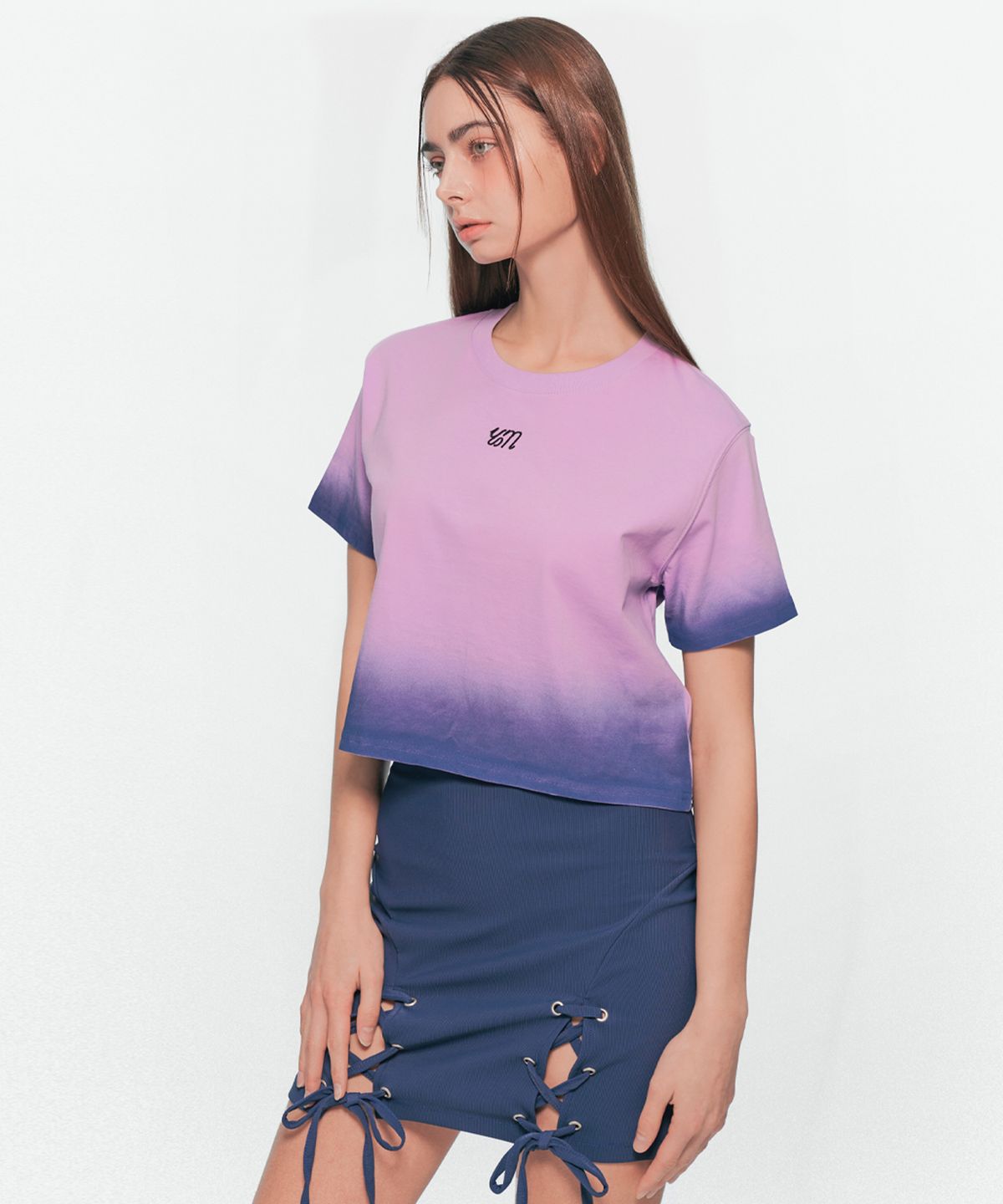 유움(UUM) WAVE GRADATION CROP T-SHIRT LIGHT PURPLE