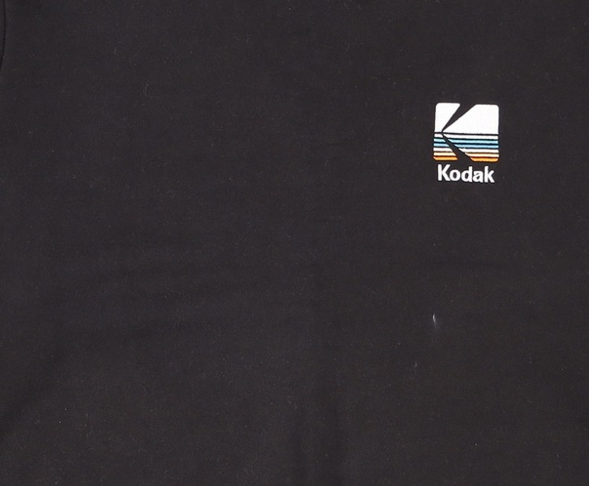 코닥(KODAK) 레인보우 빅로고 맨투맨 우먼 BLACK XL