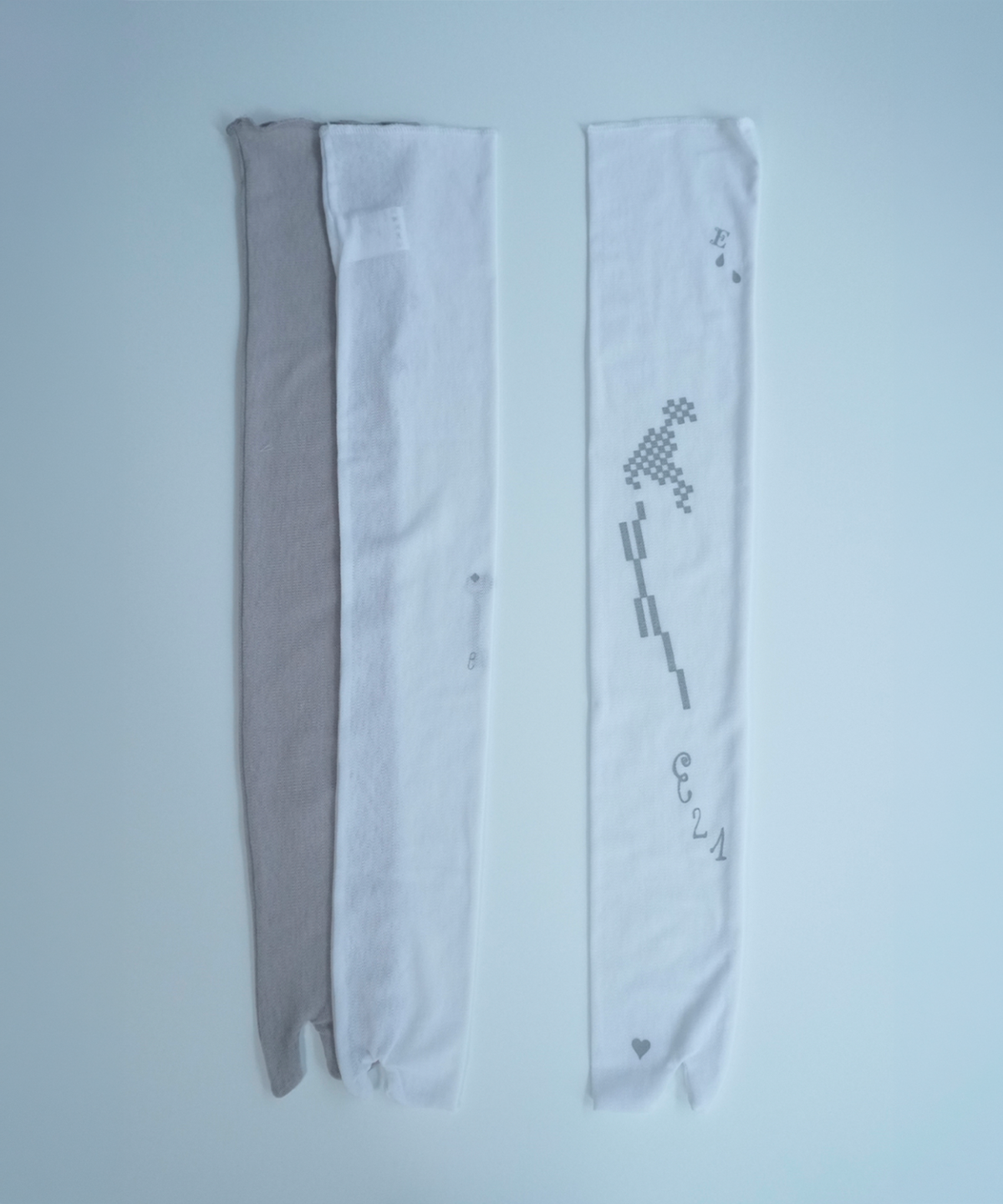 이스페이스(EEESPACE) Tabi Ti3e Knee Socks (White)