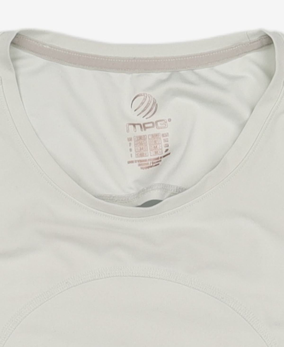 엠피지(MPG) 백 슬릿 슬림핏 반팔티_MKLSLTSS01(BLACK) M