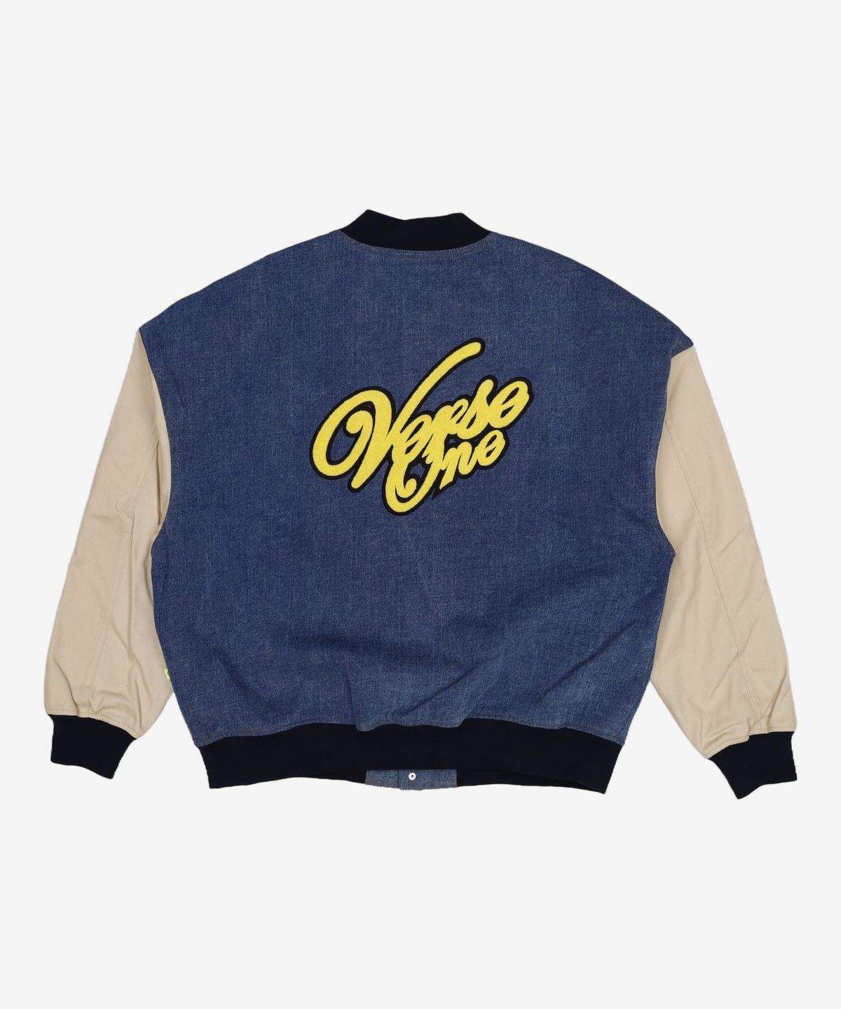 벌스원(VERSE ONE) PLUMERIA PATCHED FLEECE JACKET CREAM L