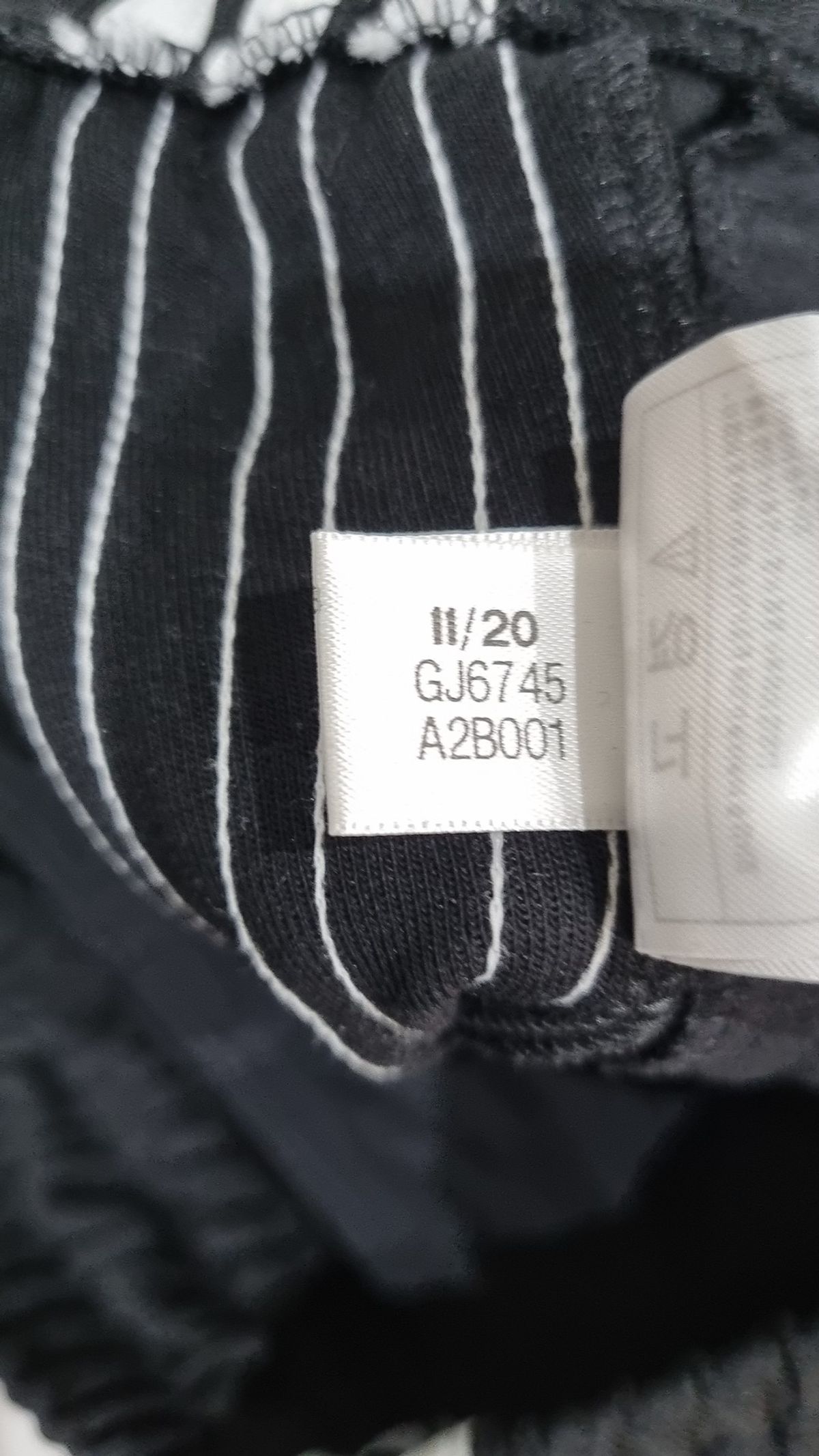 아디다스(ADIDAS) 모던 유로파 트랙팬츠 - 블랙:화이트 / GJ6745 L