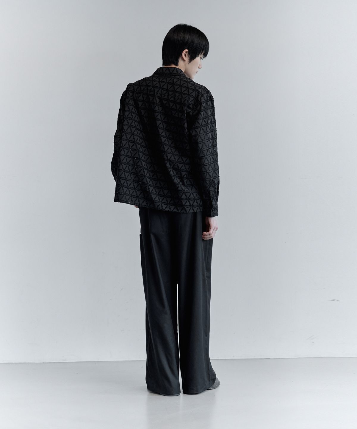 키류(KIRYU) PRISM CUT OFF SHIRT_BLACK