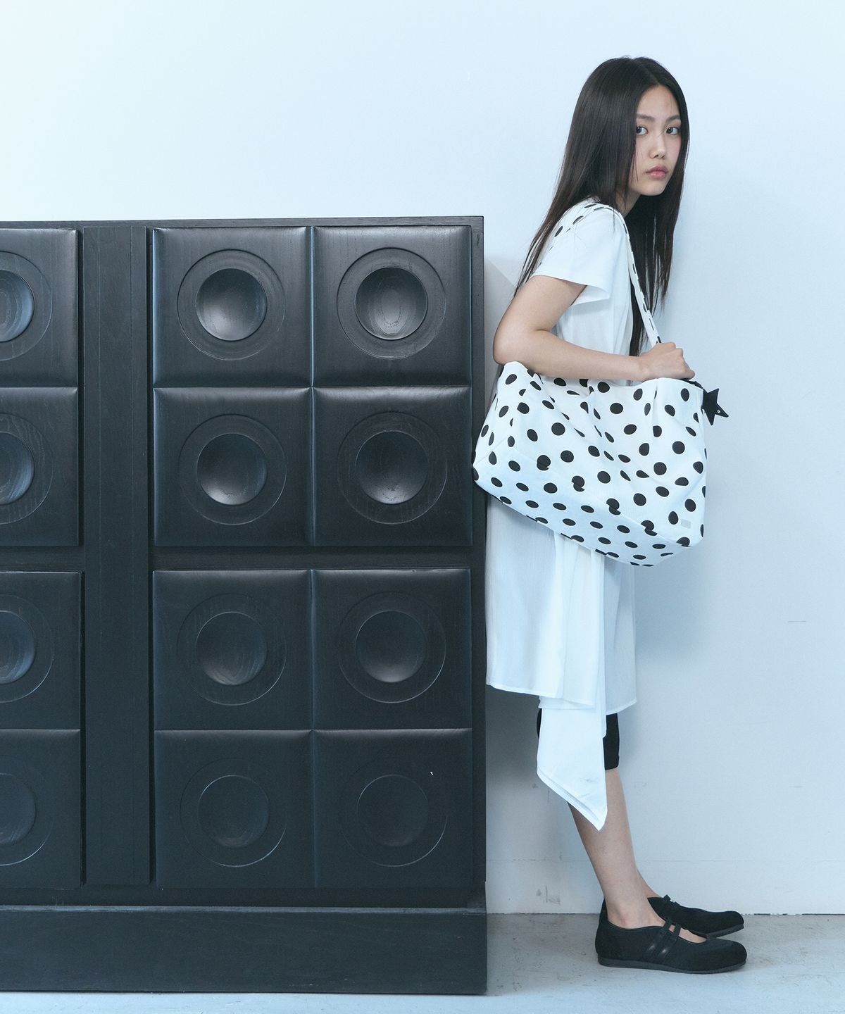 오아트(OART) Dot Pleats Shoulder Bag [WHITE]