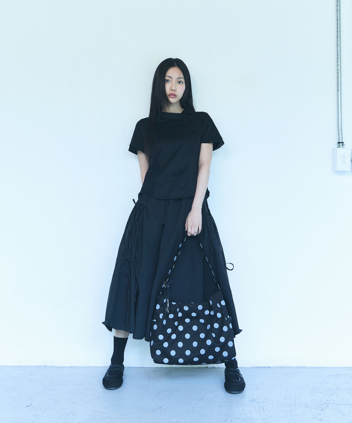 오아트(OART) Dot Pleats Shoulder Bag [BLACK]