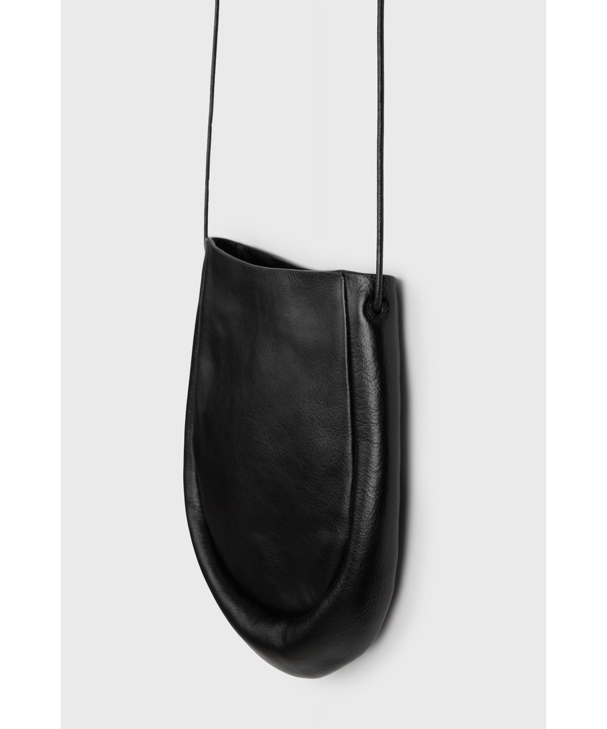 유스(YOUTH) Madeleine Bag - Black