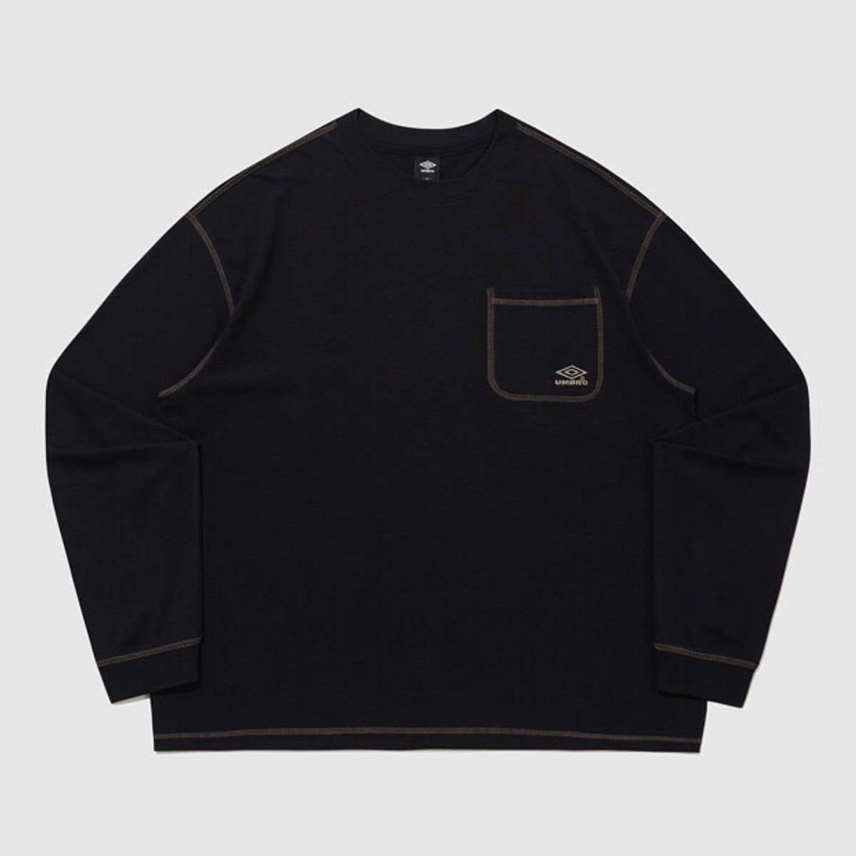 엄브로(UMBRO) 크리스피 타슬란 긴팔티 블랙 UR321CRL91