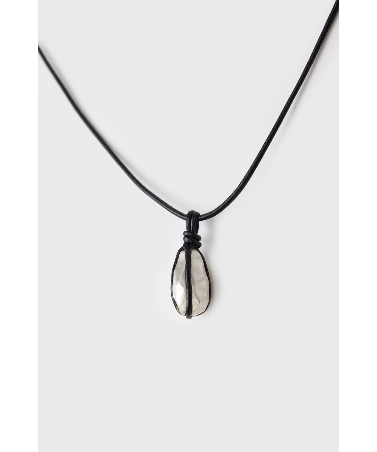 유스(YOUTH) Stone Pendant Necklace - Silver