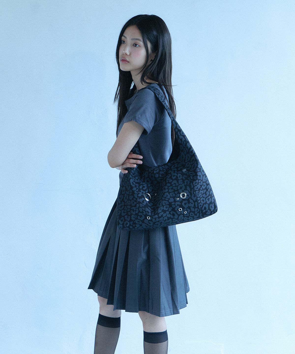 오아트(OART) Eyelet Hobo Bag [BLACK LEOPARD]