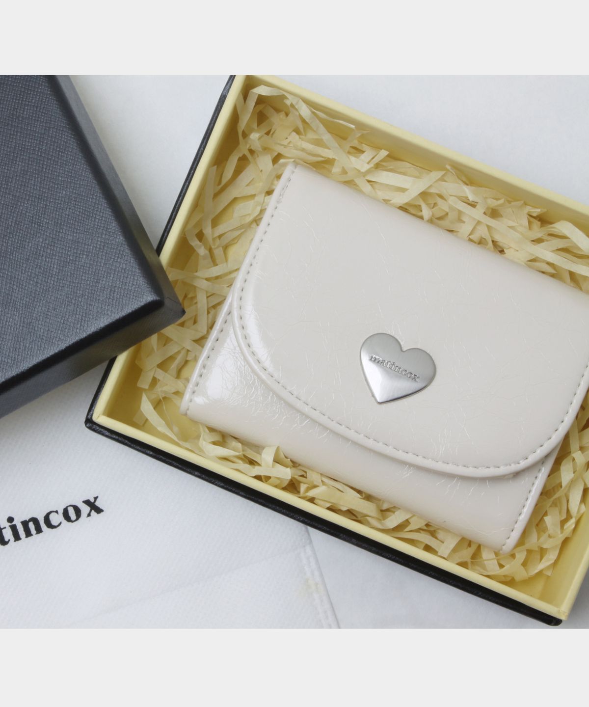 마틴콕스(MATINCOX) Heart Fold Wallet - Cream