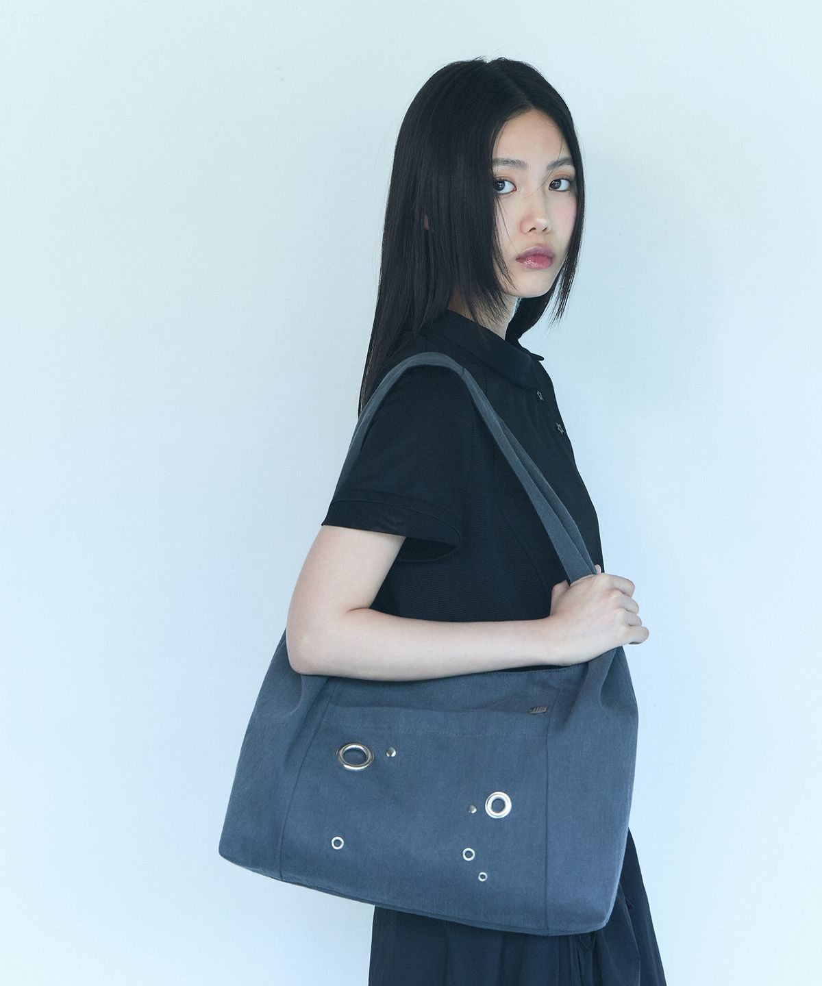 오아트(OART) Eyelet Hobo Bag [GRAY]