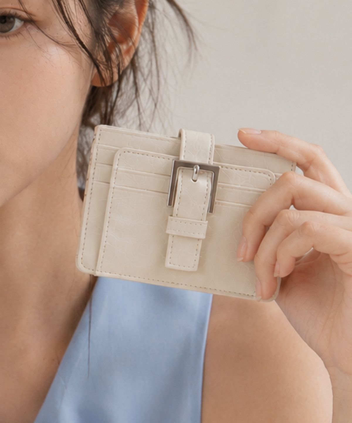 마틴콕스(MATINCOX) Buckle Card Wallet - Cream
